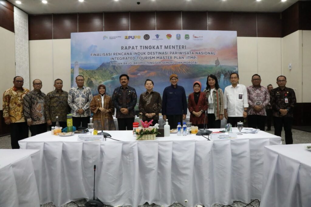 WhatsApp Image 2023-11-24 at 06.54.09